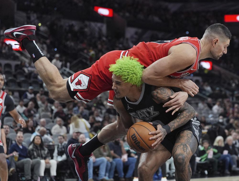 频繁出场不 频繁出场不