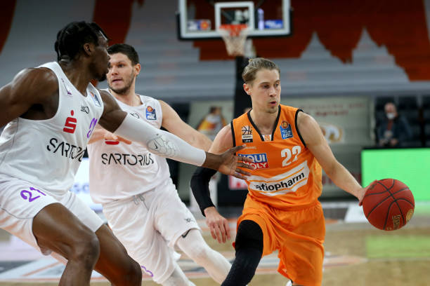 高质量传球 高质量传球